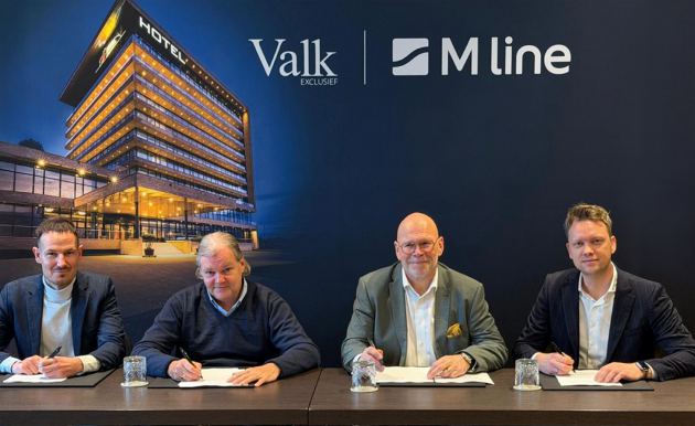 Valk Exclusief chooses M line